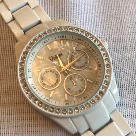 White metal watch - Picture 2 of 2